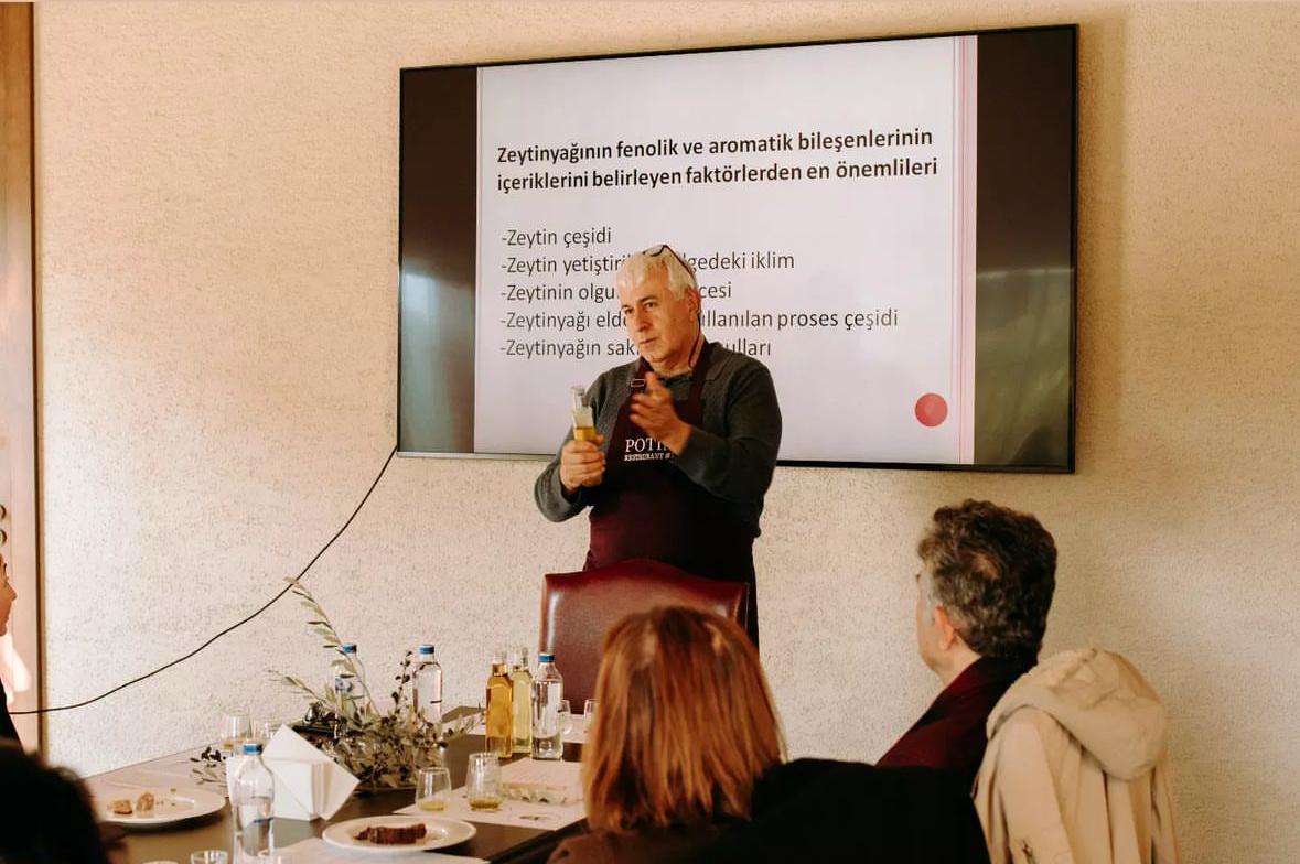 ZEYTİNİN TÜRKÜSÜ hakkında görseli