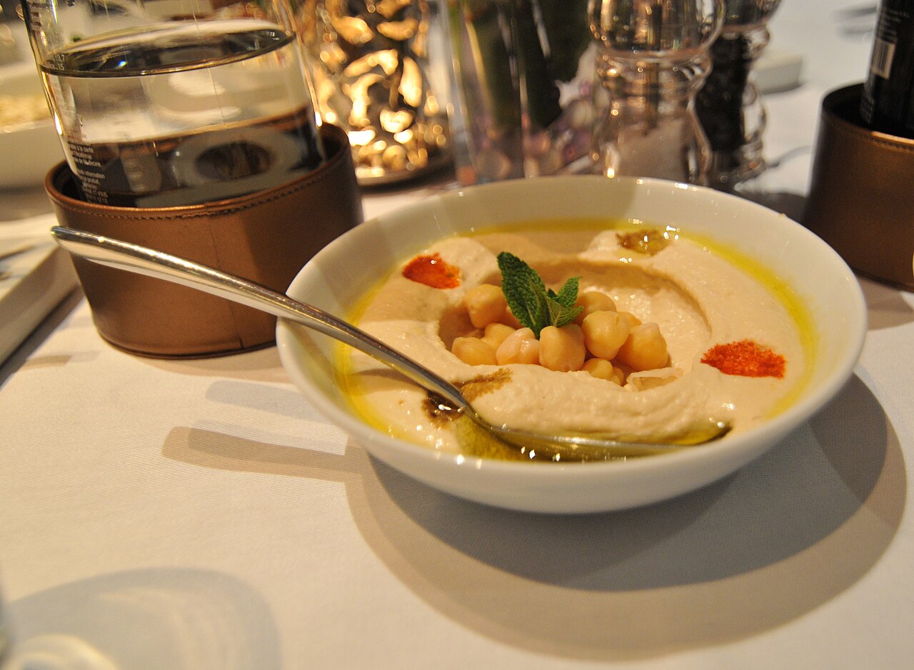 Noura Restaurant (3385997679)