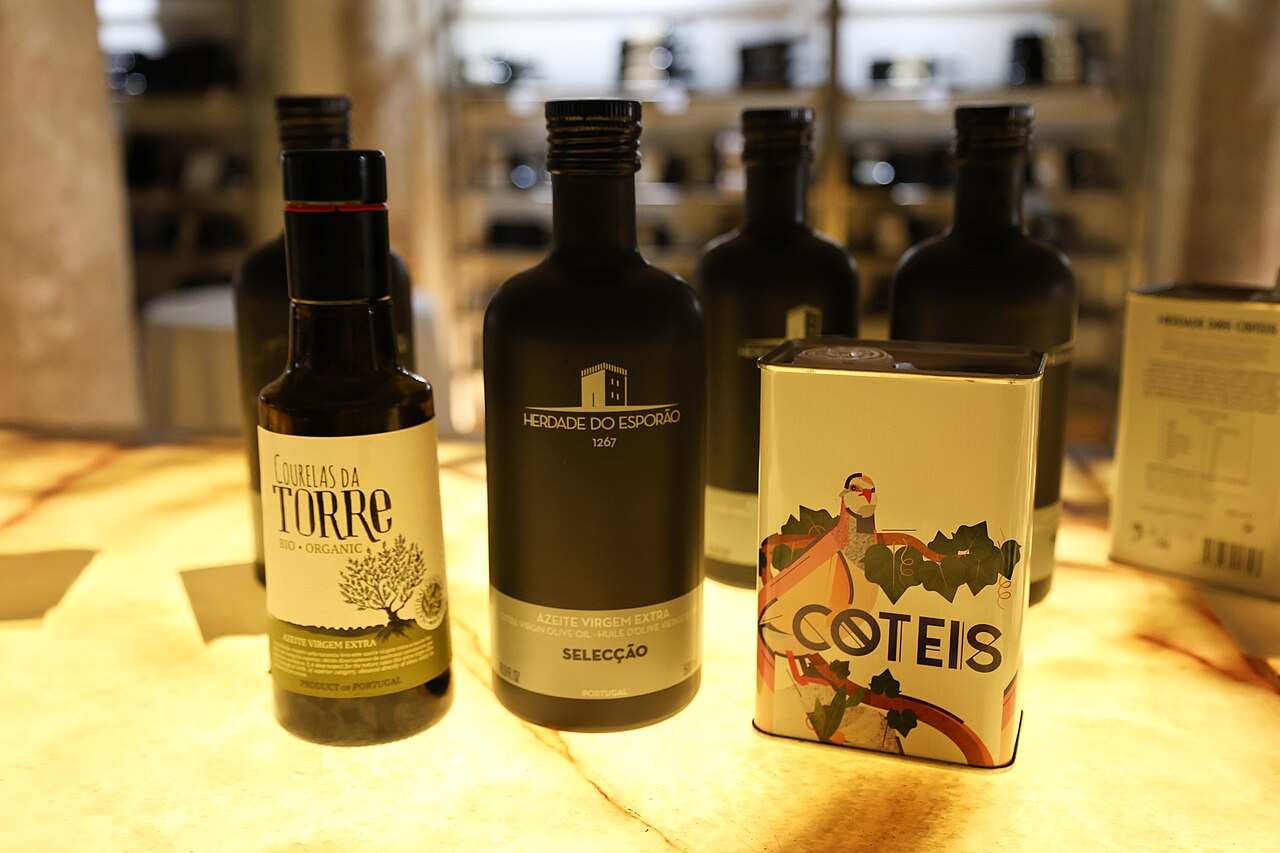 Olive oil tasting, Portugal (53980355725)