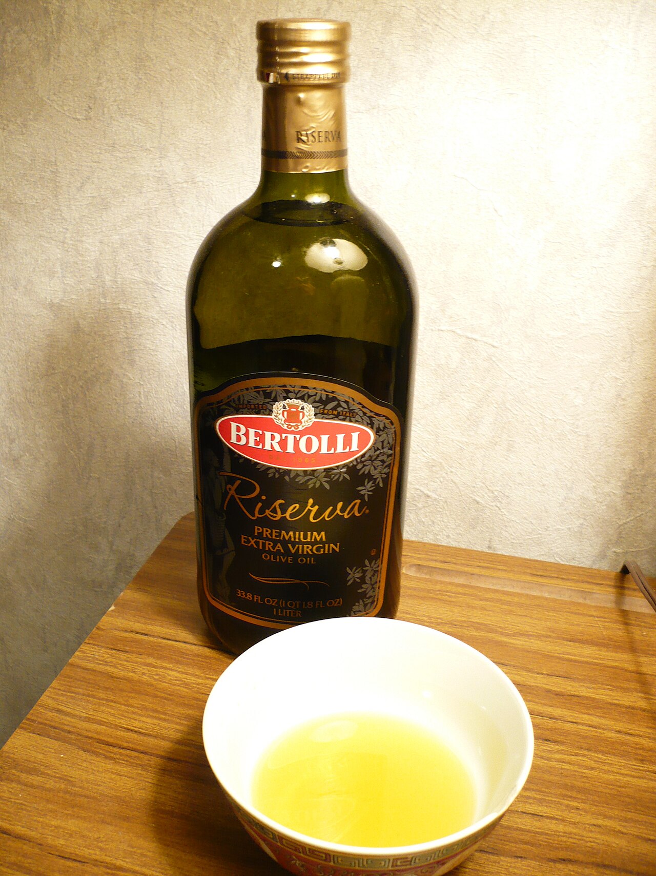 Olive oil bottle Bertolli Riserva Premium